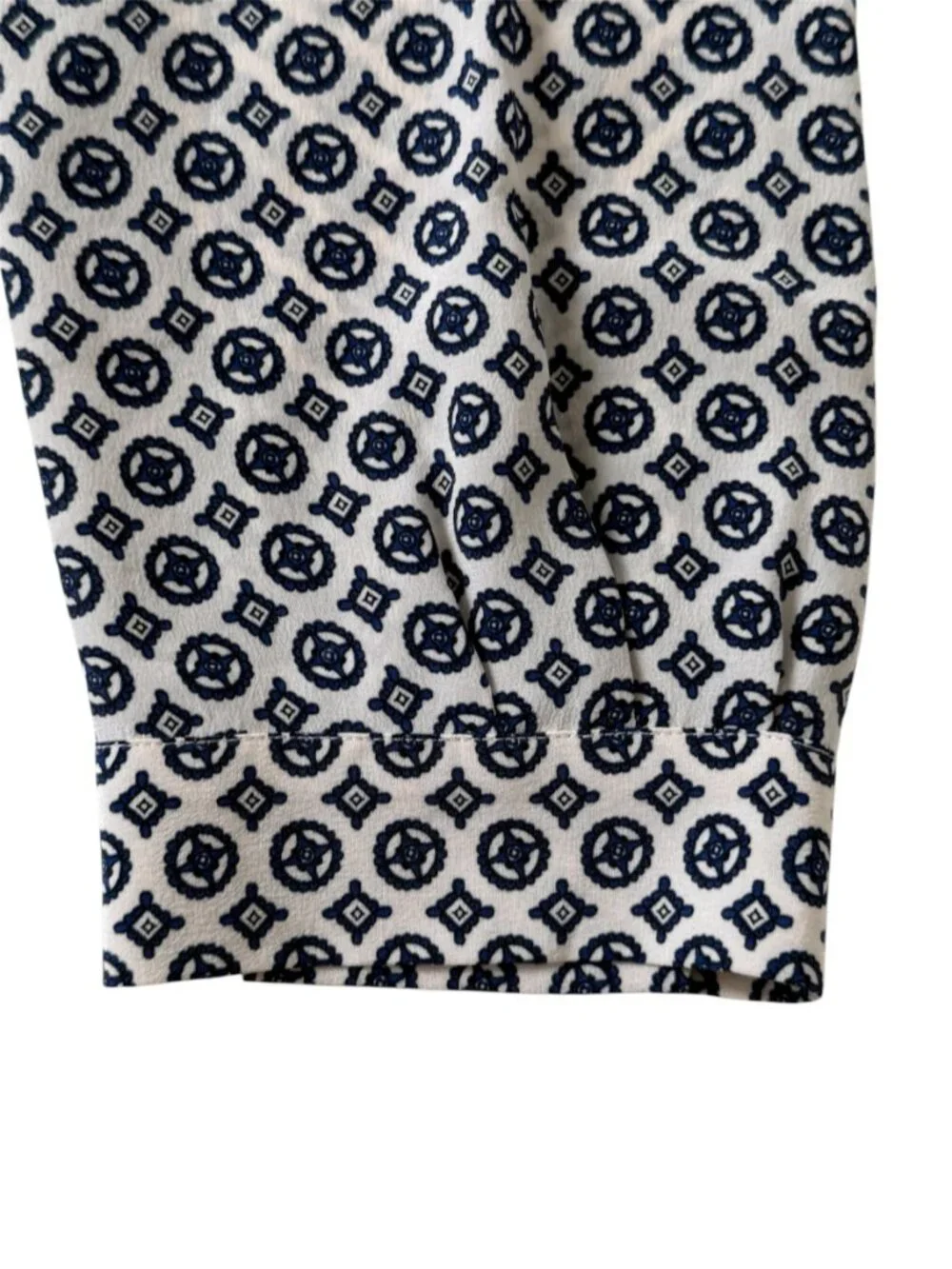 Joie Daryn 100% Silk Geometric Tile Medallion Print Boho Blouse Navy/Cream Sz S
